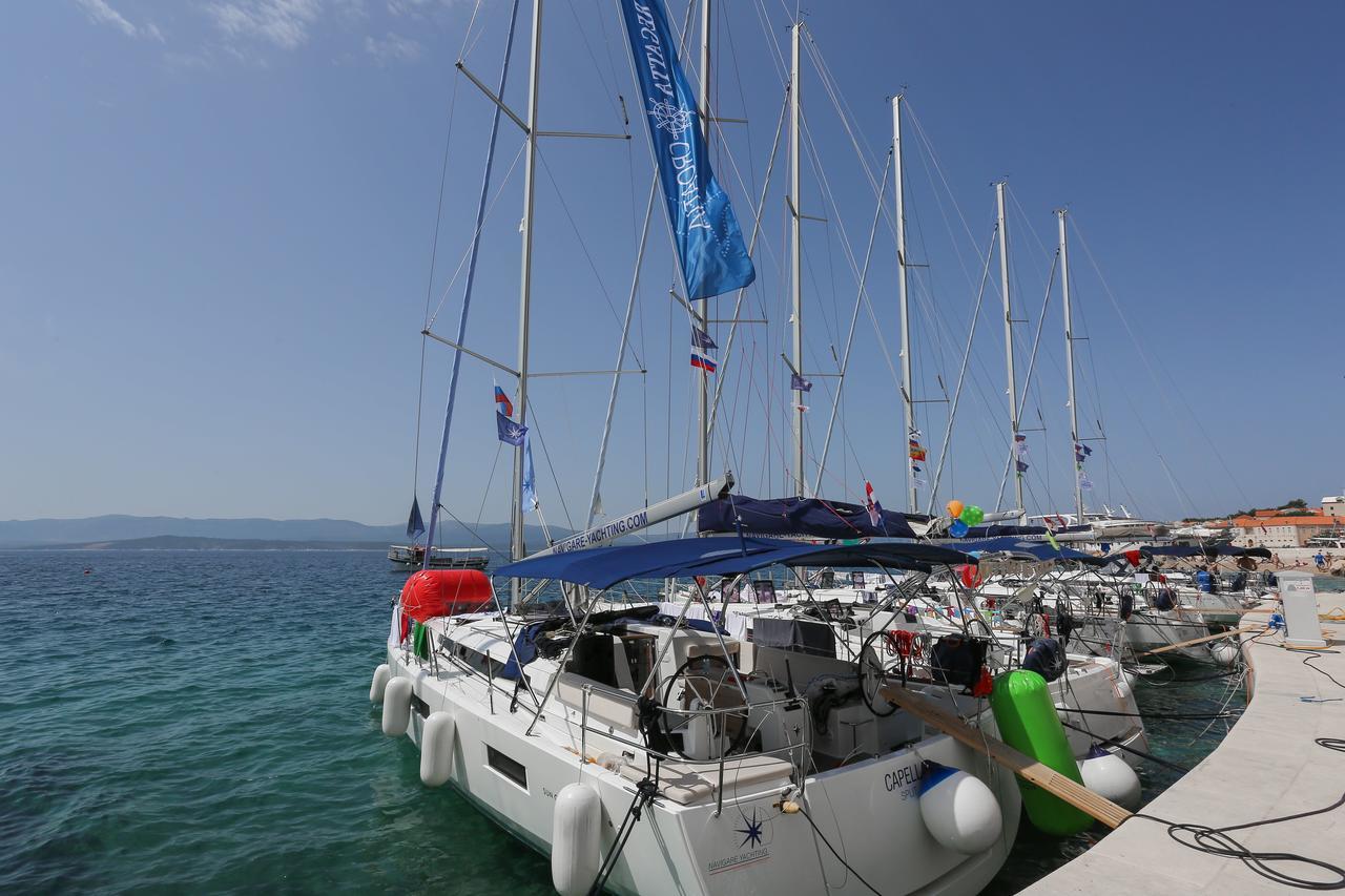 Apartments Laguna 2 Μπολ Εξωτερικό φωτογραφία